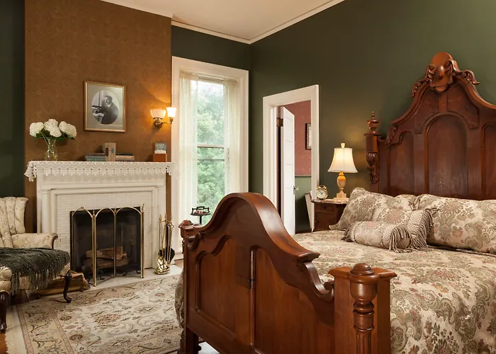 Hotel Vrooman Mansion Bloomington