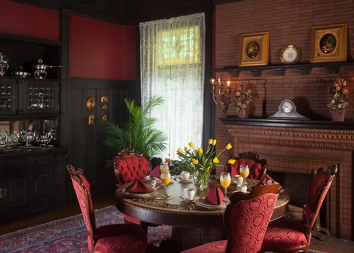 Hotel Vrooman Mansion Bloomington