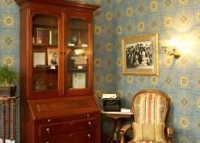 Vrooman Mansion Hotel Bloomington
