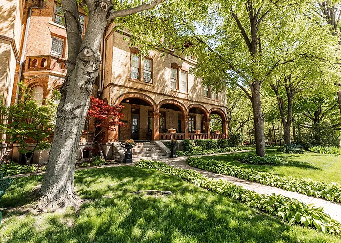 Hotel Vrooman Mansion Bloomington
