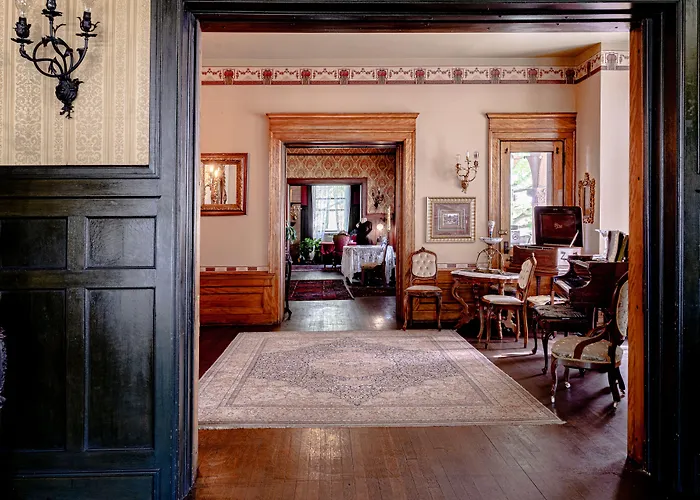 Vrooman Mansion *