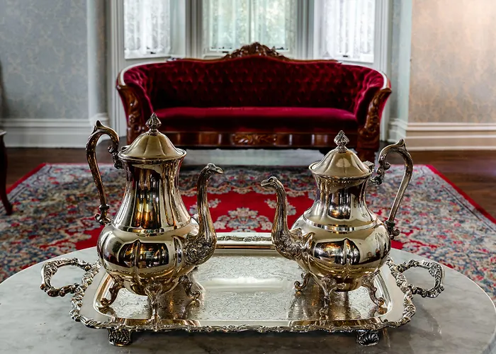 Hotel Vrooman Mansion Bloomington