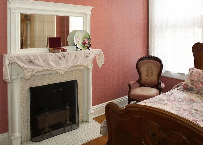 Vrooman Mansion Bloomington