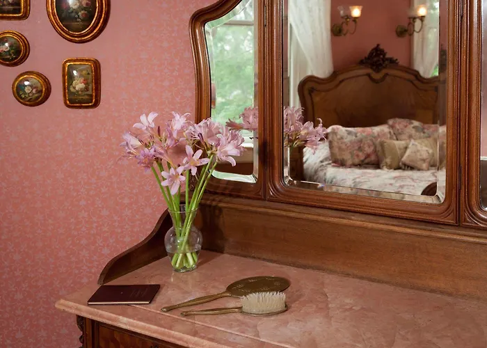 Vrooman Mansion *